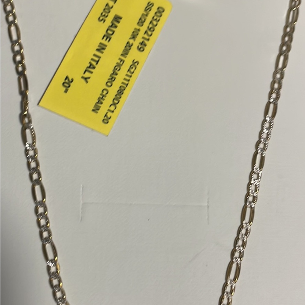 10 Kt GOLD chain brand new must sell firm on price